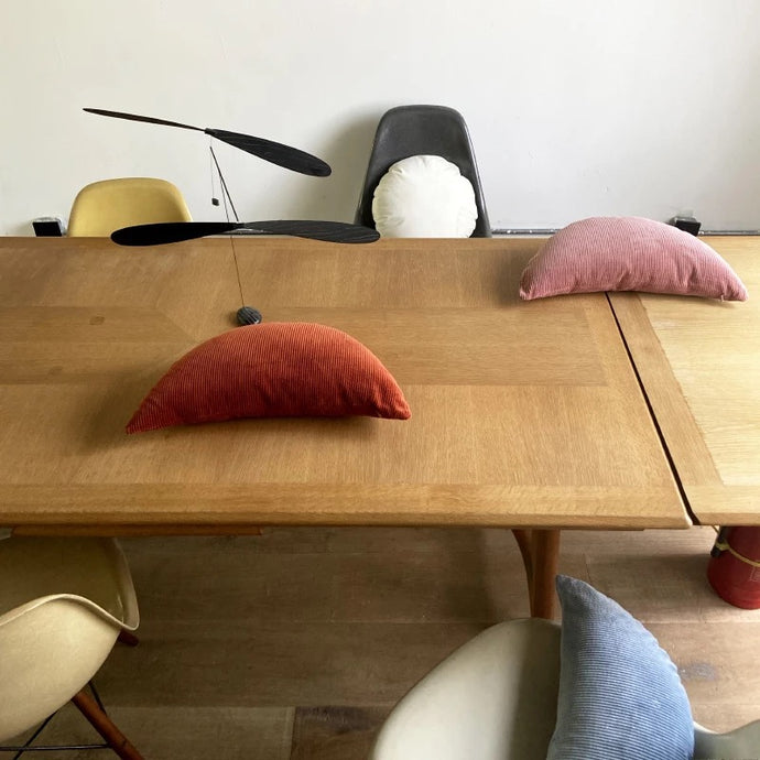 Half Crest Moon Cushion