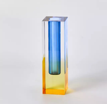 Load image into Gallery viewer, acrylic pillar vases
