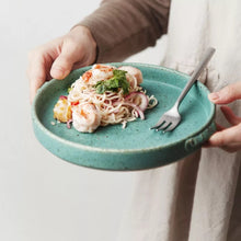 Load image into Gallery viewer, Japanese Dinnerware Set
