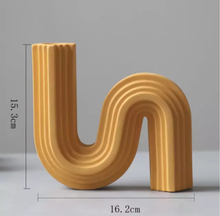 Load image into Gallery viewer, Geo Vases
