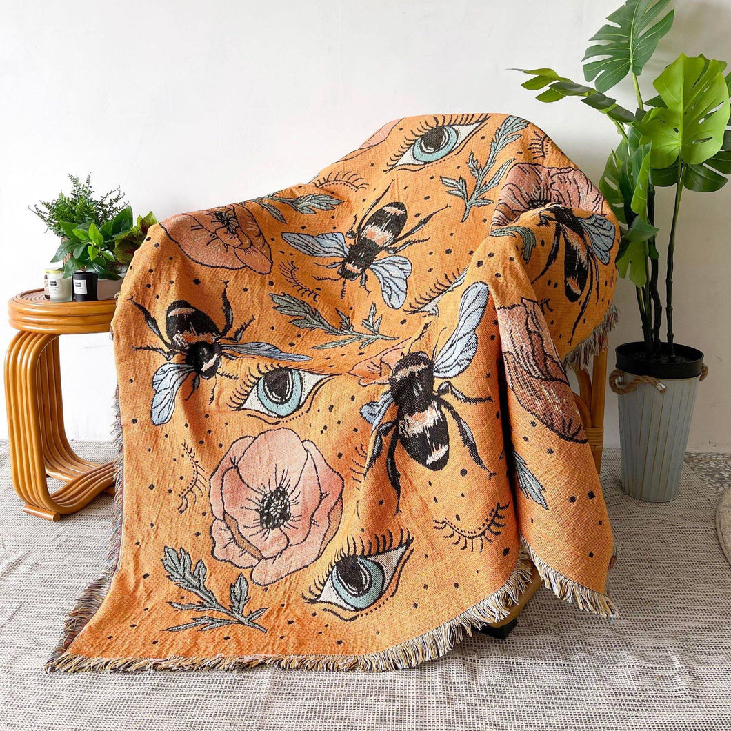Bee Throw