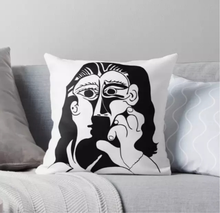 Load image into Gallery viewer, Picasso Printed Cushion Covers
