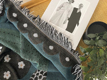 Load image into Gallery viewer, Under The Sea Throw
