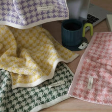 Load image into Gallery viewer, Houndstooth Cotton Towels

